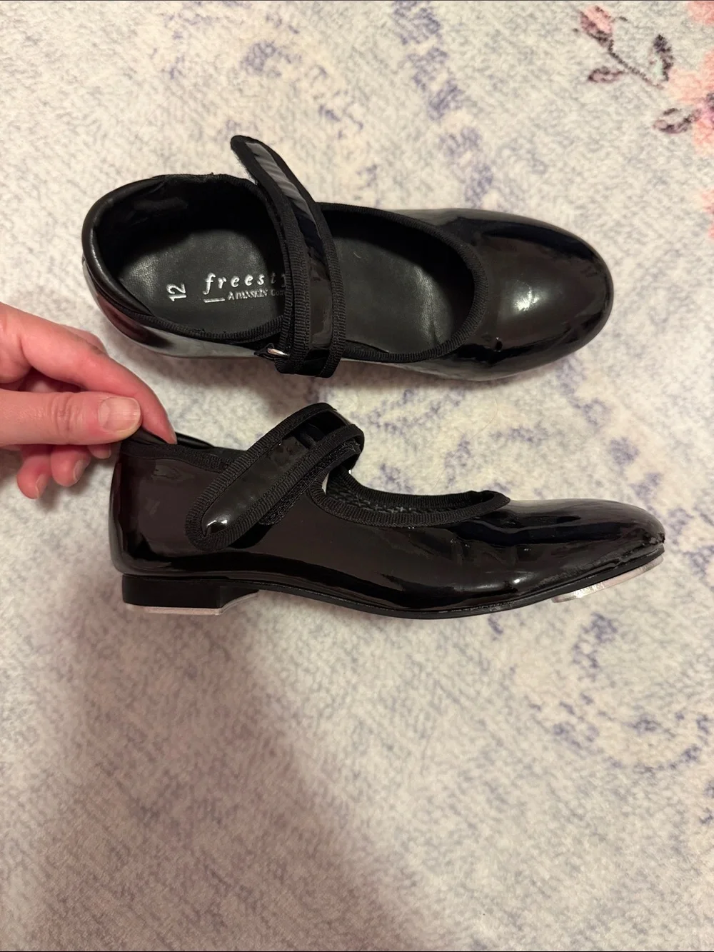 Danskin Black Patent Mary Jane Tap Shoes with Velcro Strap Sz 12